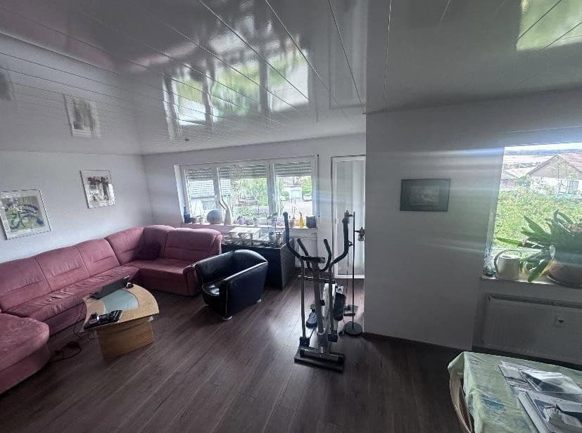 Prenájom bytu 3-izbový 91 m², Hünstetten, Hesensko Prenájom bytu 3-izbový 91 m², Hünstetten, Hesensko