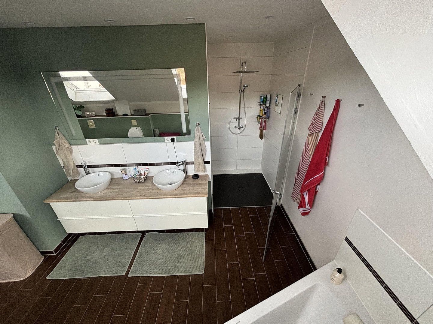 Predaj domu 147 m², pozemok 387 m², Essen, Severné Porýnie - Westfálsko Predaj domu 147 m², pozemok 387 m², Essen, Severné Porýnie - Westfálsko
