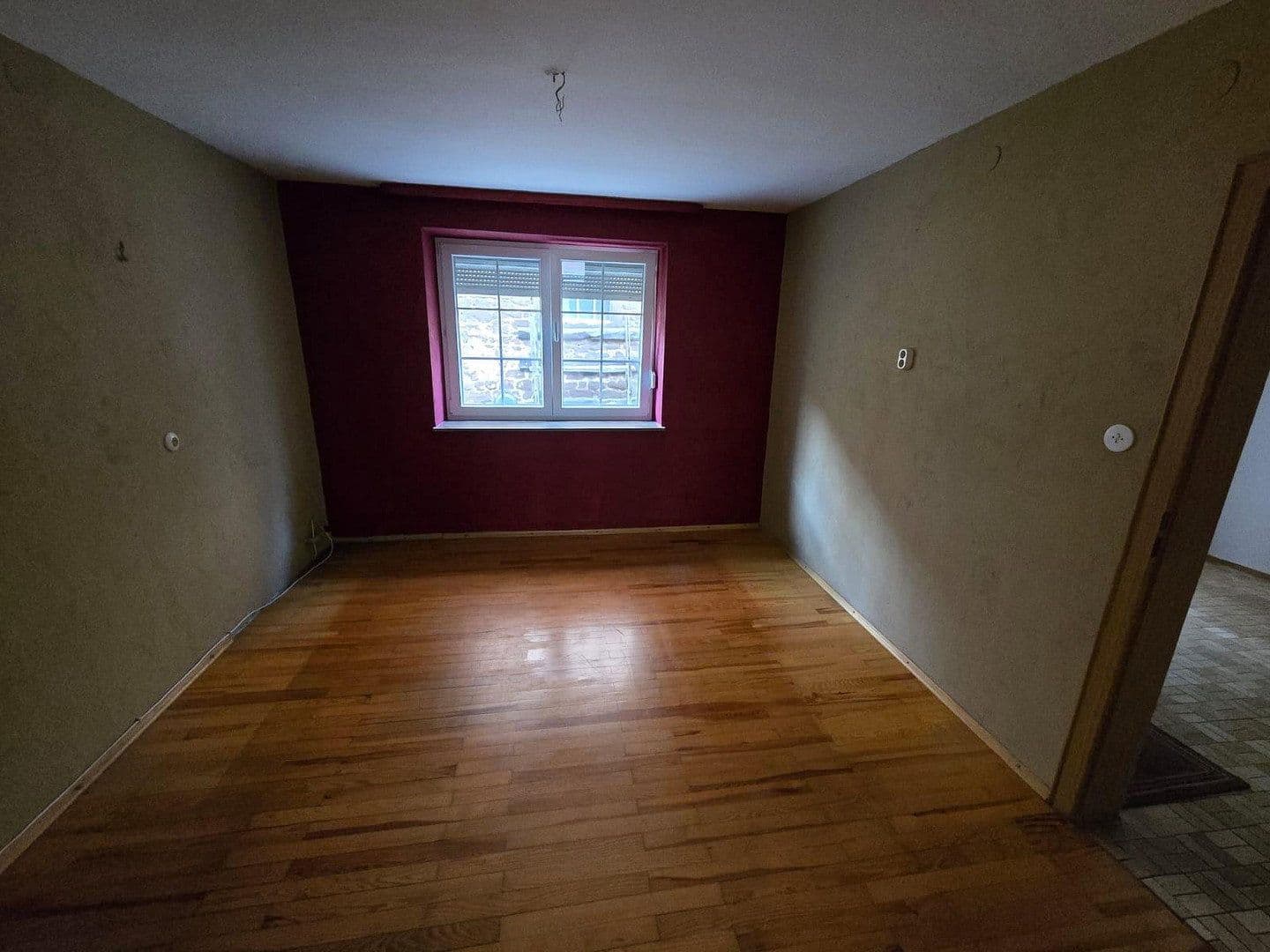 Predaj domu 151 m², pozemok 348 m², Sippersfeld, Porýnie-Falcko Predaj domu 151 m², pozemok 348 m², Sippersfeld, Porýnie-Falcko