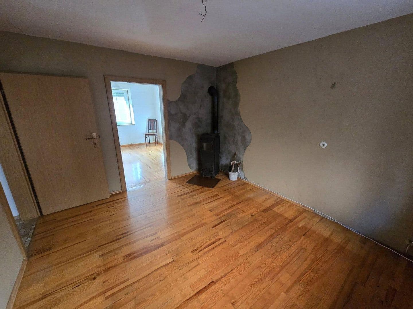 Predaj domu 151 m², pozemok 348 m², Sippersfeld, Porýnie-Falcko Predaj domu 151 m², pozemok 348 m², Sippersfeld, Porýnie-Falcko