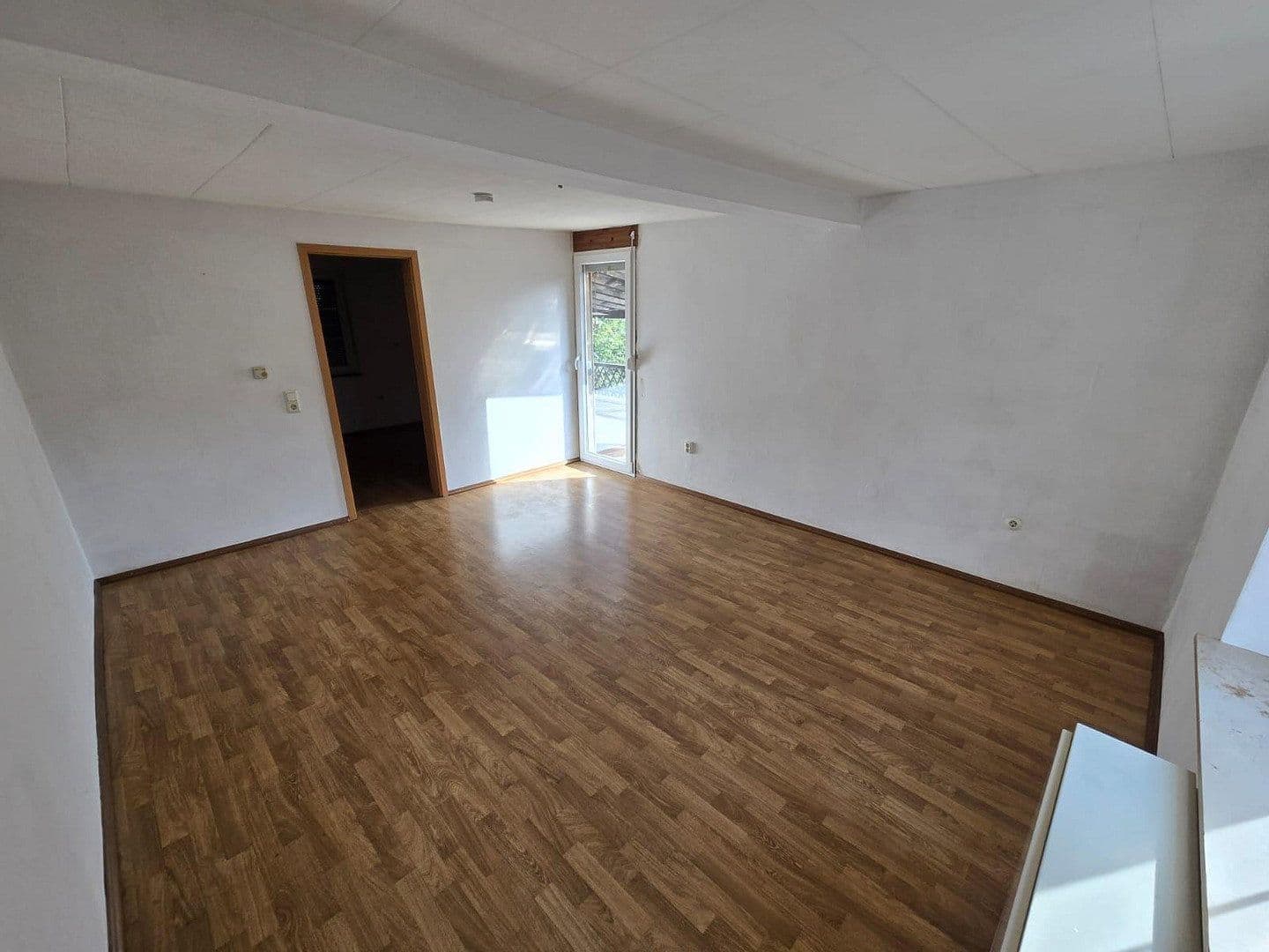 Predaj domu 151 m², pozemok 348 m², Sippersfeld, Porýnie-Falcko Predaj domu 151 m², pozemok 348 m², Sippersfeld, Porýnie-Falcko