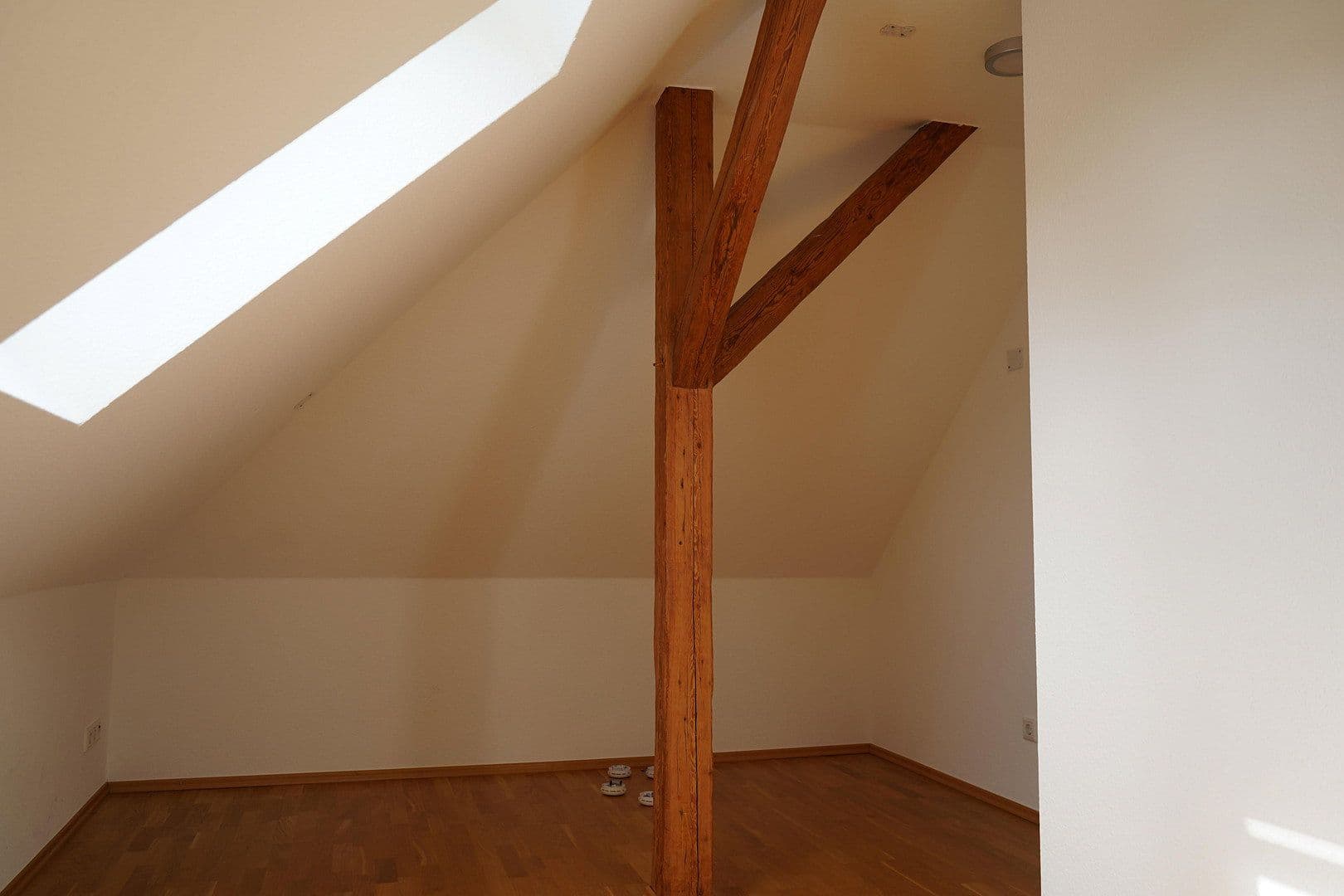 Predaj bytu 6-izbový 144 m², Oldenburg, Dolné Sasko Predaj bytu 6-izbový 144 m², Oldenburg, Dolné Sasko