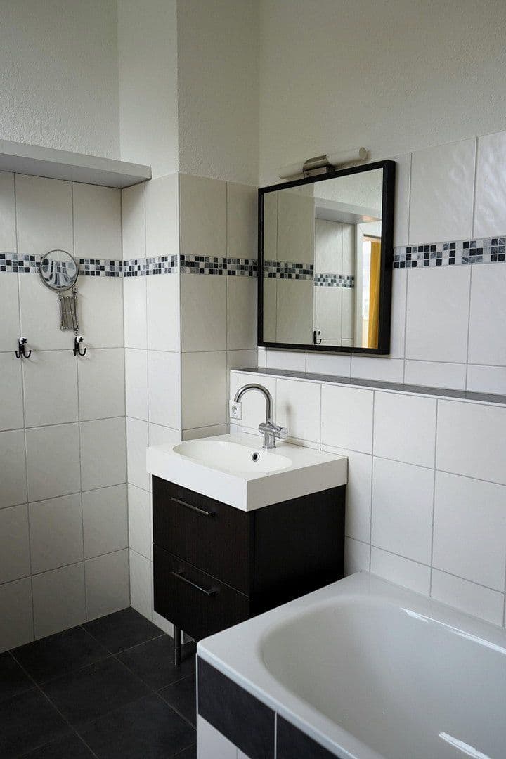 Predaj bytu 6-izbový 144 m², Oldenburg, Dolné Sasko Predaj bytu 6-izbový 144 m², Oldenburg, Dolné Sasko