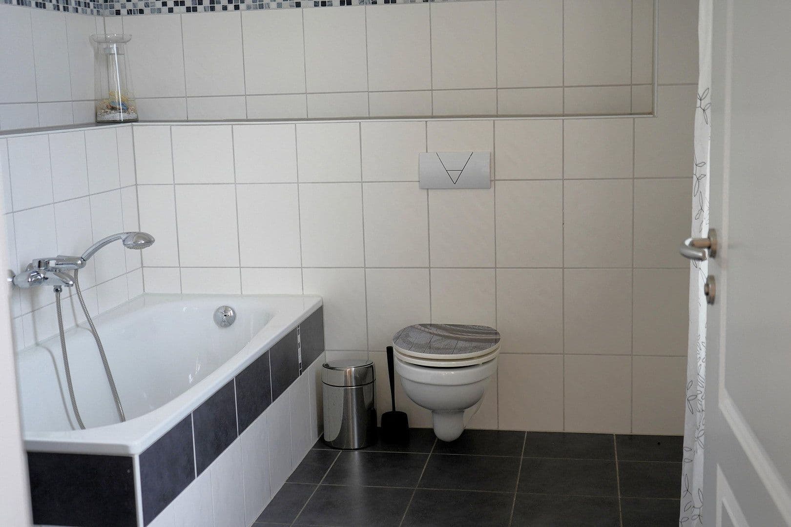 Predaj bytu 6-izbový 144 m², Oldenburg, Dolné Sasko Predaj bytu 6-izbový 144 m², Oldenburg, Dolné Sasko