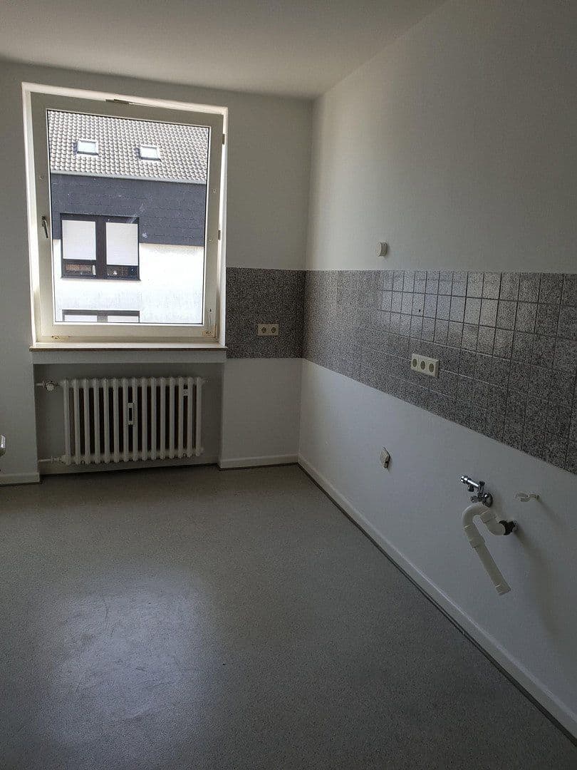 Prenájom bytu 2-izbový 64 m², Hauptstr. 51 - 53, Monheim am Rhein, Severné Porýnie - Westfálsko Prenájom bytu 2-izbový 64 m², Hauptstr. 51 - 53, Monheim am Rhein, Severné Porýnie - Westfálsko