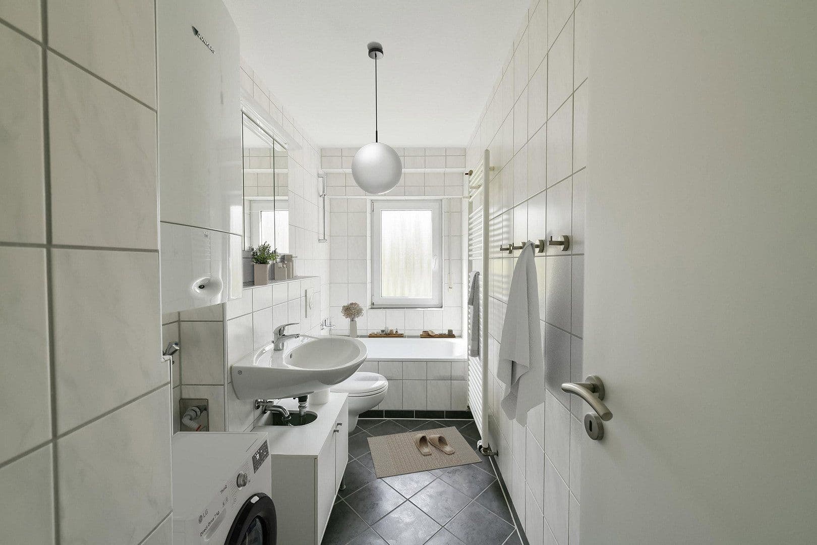 Predaj bytu 3-izbový 86 m², Karlsruhe, Bádensko-Wurttembersko Predaj bytu 3-izbový 86 m², Karlsruhe, Bádensko-Wurttembersko