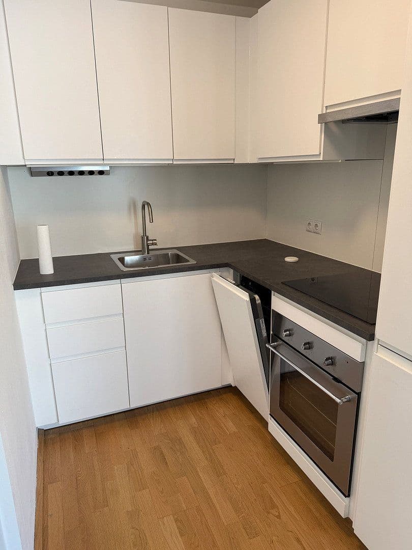 Prenájom bytu 2-izbový 55 m², Adolf Czettel Gasse 9, Wien, Viedeň Prenájom bytu 2-izbový 55 m², Adolf Czettel Gasse 9, Wien, Viedeň
