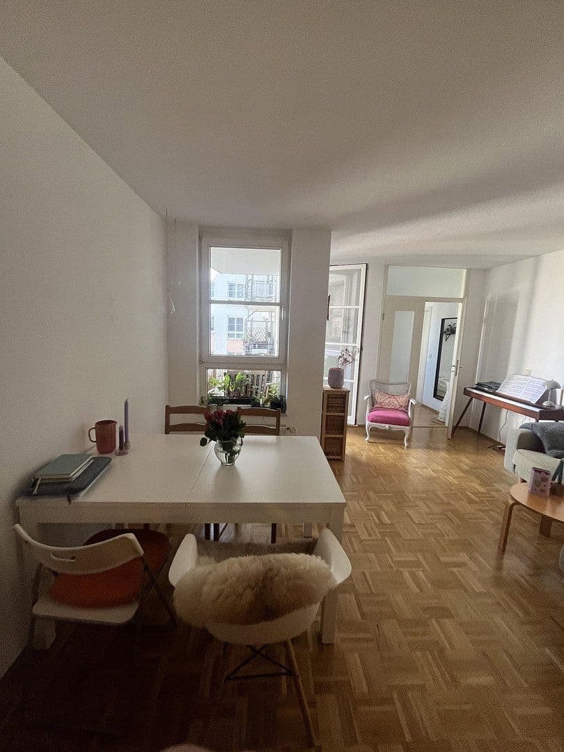 Predaj bytu 2-izbový 42 m², Wichterichstr. 23, Köln, Severné Porýnie - Westfálsko Predaj bytu 2-izbový 42 m², Wichterichstr. 23, Köln, Severné Porýnie - Westfálsko