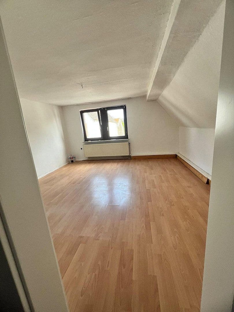 Prenájom domu 1 m², pozemok 289 m², Griesheim, Hesensko Prenájom domu 1 m², pozemok 289 m², Griesheim, Hesensko