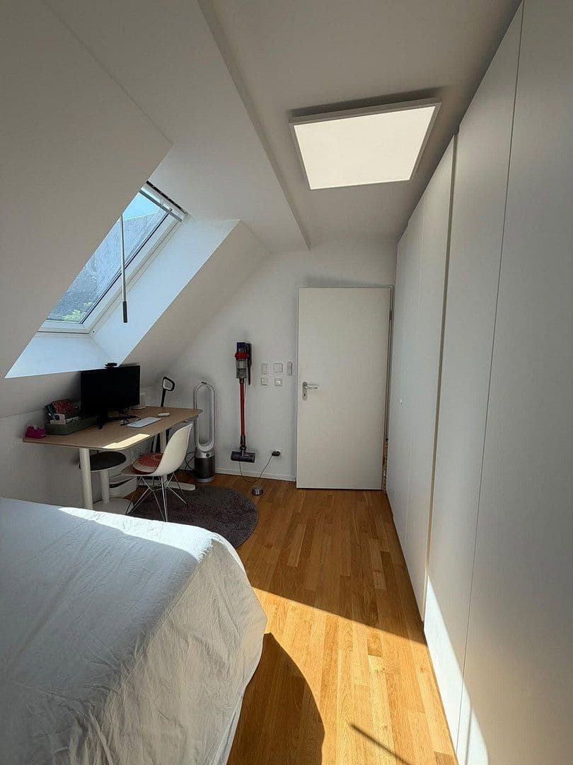Prenájom bytu 3-izbový 58 m², Ohlstadter Str. 23, München, Bavorsko Prenájom bytu 3-izbový 58 m², Ohlstadter Str. 23, München, Bavorsko