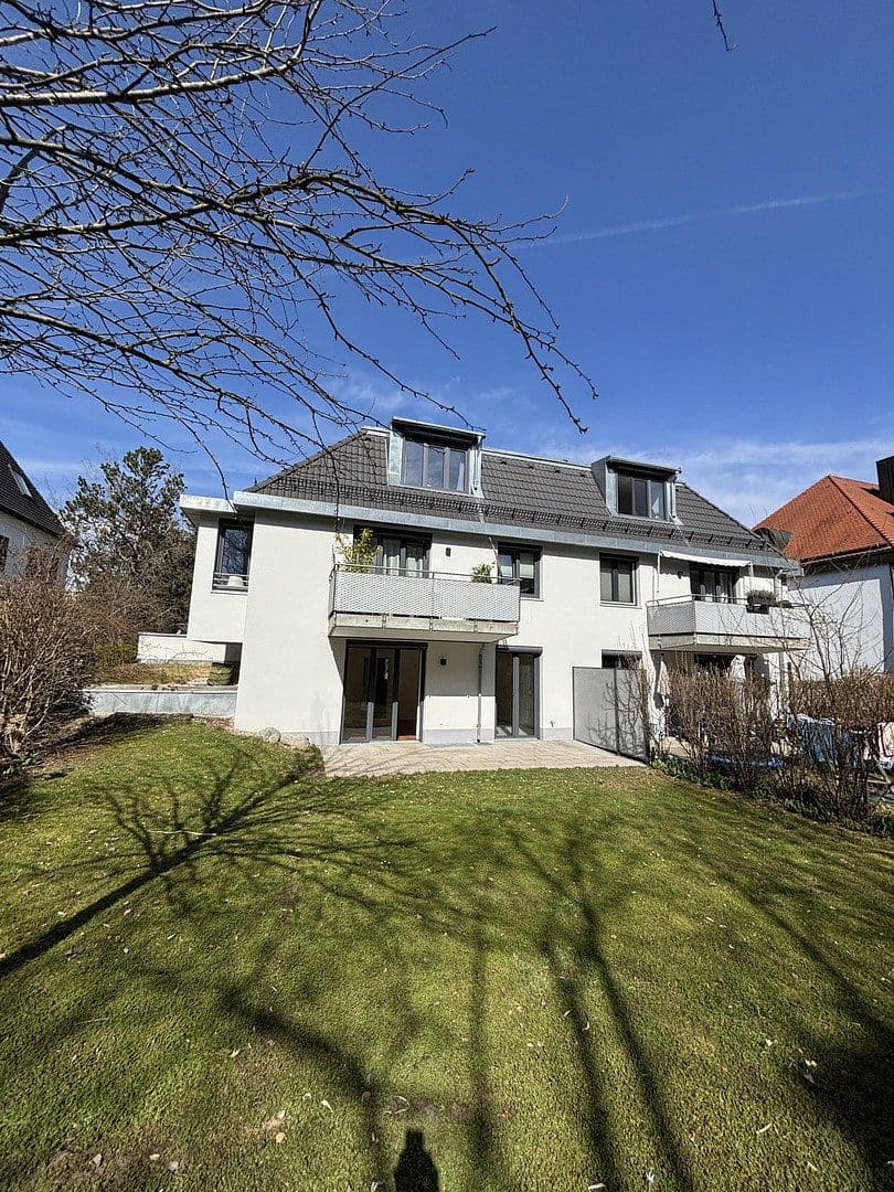 Prenájom bytu 3-izbový 58 m², Ohlstadter Str. 23, München, Bavorsko Prenájom bytu 3-izbový 58 m², Ohlstadter Str. 23, München, Bavorsko