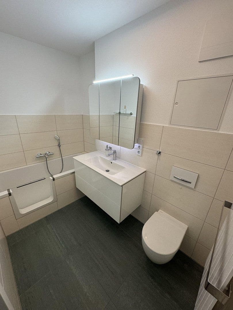 Predaj bytu 6-izbový 148 m², Rüdersdorf bei Berlin, Brandenbursko Predaj bytu 6-izbový 148 m², Rüdersdorf bei Berlin, Brandenbursko