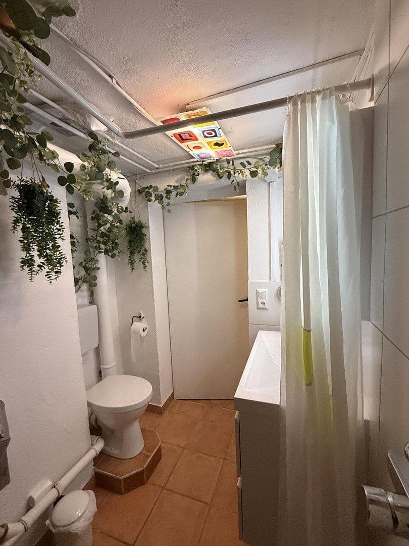Prenájom kancelárie 45 m², Hessen - Wiesbaden, Hesensko Prenájom kancelárie 45 m², Hessen - Wiesbaden, Hesensko