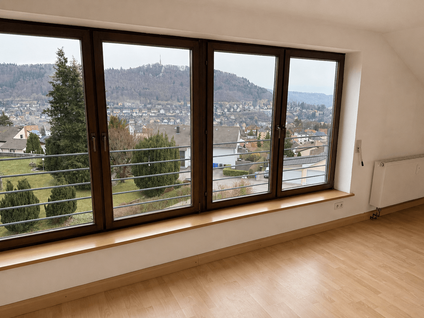Prenájom bytu 3-izbový 101 m², Albstadt, Bádensko-Wurttembersko Prenájom bytu 3-izbový 101 m², Albstadt, Bádensko-Wurttembersko