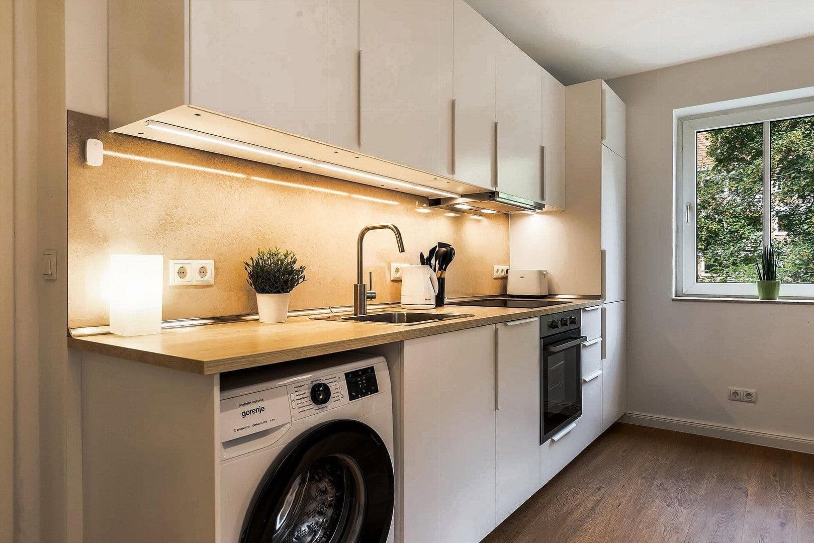 Prenájom bytu 2-izbový 62 m², 20535, Hamburg Prenájom bytu 2-izbový 62 m², 20535, Hamburg