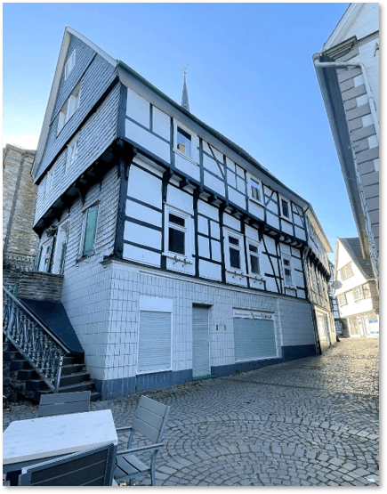 Predaj domu 370 m², pozemok 208 m², Hellerstr. 21 und 23, Velbert, Severné Porýnie - Westfálsko Predaj domu 370 m², pozemok 208 m², Hellerstr. 21 und 23, Velbert, Severné Porýnie - Westfálsko