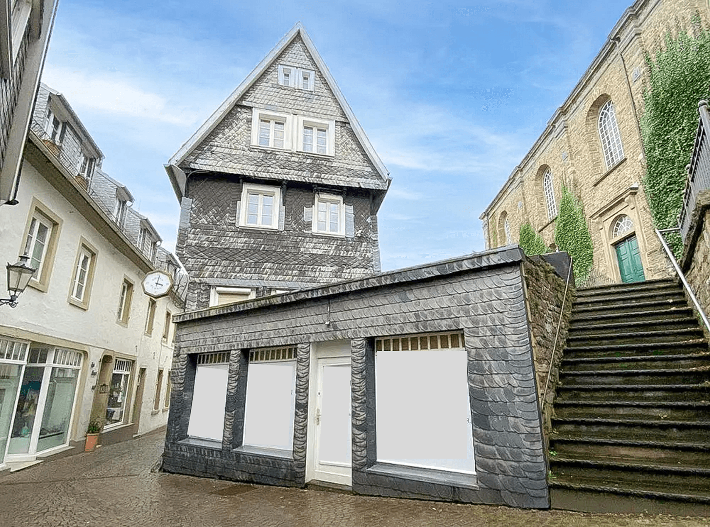 Predaj domu 370 m², pozemok 208 m², Hellerstr. 21 und 23, Velbert, Severné Porýnie - Westfálsko Predaj domu 370 m², pozemok 208 m², Hellerstr. 21 und 23, Velbert, Severné Porýnie - Westfálsko