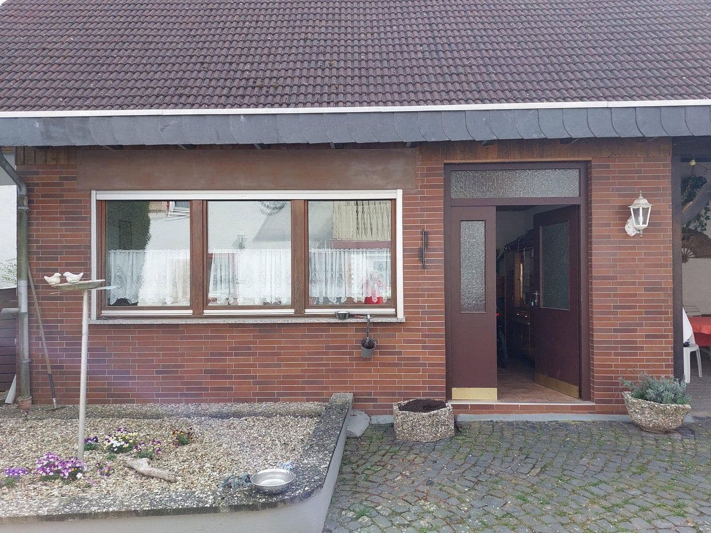 Predaj domu 260 m², pozemok 453 m², Groß-Gerau, Hesensko Predaj domu 260 m², pozemok 453 m², Groß-Gerau, Hesensko