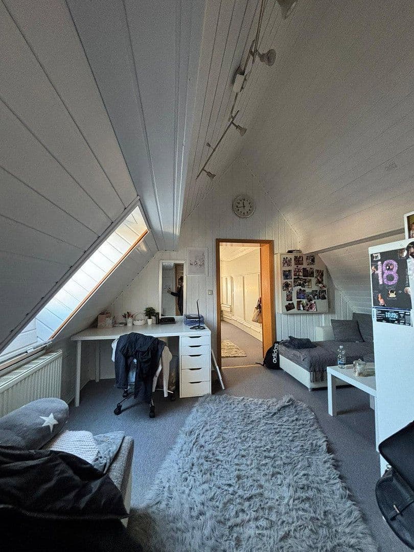 Predaj domu 260 m², pozemok 453 m², Groß-Gerau, Hesensko Predaj domu 260 m², pozemok 453 m², Groß-Gerau, Hesensko