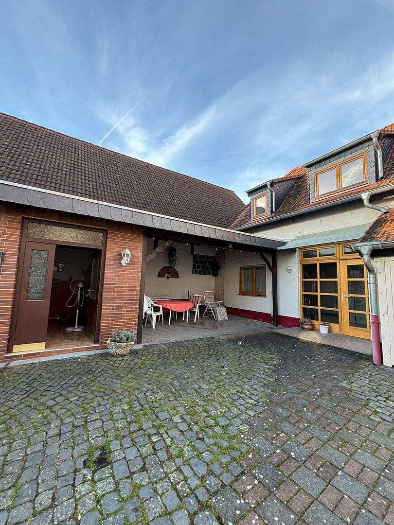 Predaj domu 260 m², pozemok 453 m², Groß-Gerau, Hesensko Predaj domu 260 m², pozemok 453 m², Groß-Gerau, Hesensko