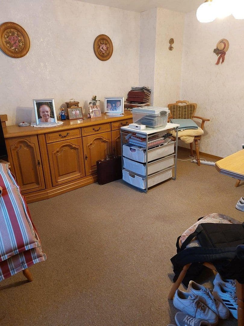 Predaj domu 260 m², pozemok 453 m², Groß-Gerau, Hesensko Predaj domu 260 m², pozemok 453 m², Groß-Gerau, Hesensko