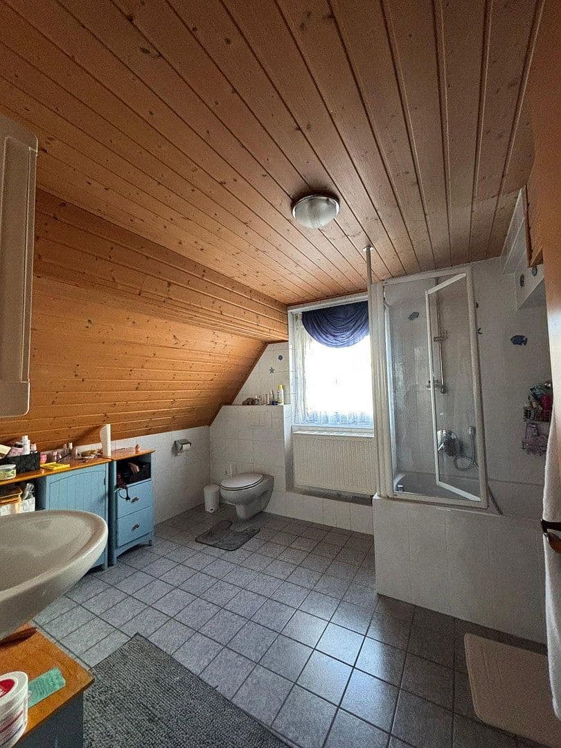Predaj domu 260 m², pozemok 453 m², Groß-Gerau, Hesensko Predaj domu 260 m², pozemok 453 m², Groß-Gerau, Hesensko