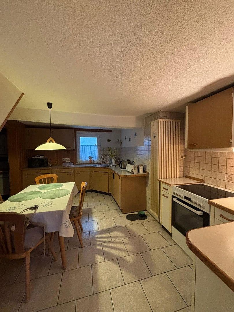 Predaj domu 260 m², pozemok 453 m², Groß-Gerau, Hesensko Predaj domu 260 m², pozemok 453 m², Groß-Gerau, Hesensko