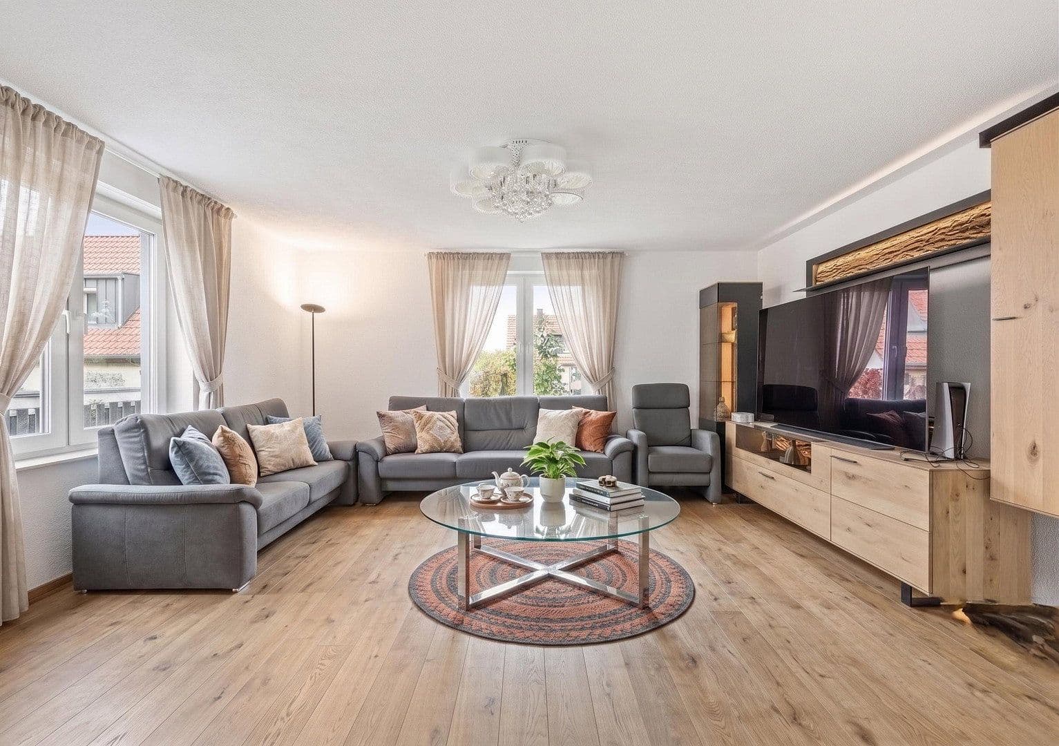Predaj domu 190 m², pozemok 217 m², Heilbronn, Bádensko-Wurttembersko Predaj domu 190 m², pozemok 217 m², Heilbronn, Bádensko-Wurttembersko