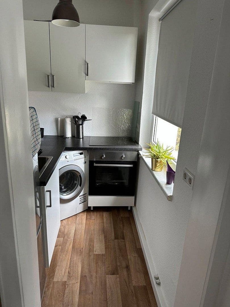 Prenájom bytu 2-izbový 58 m², 10365, Berlín Prenájom bytu 2-izbový 58 m², 10365, Berlín