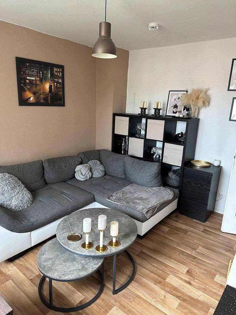 Prenájom bytu 2-izbový 58 m², 10365, Berlín Prenájom bytu 2-izbový 58 m², 10365, Berlín