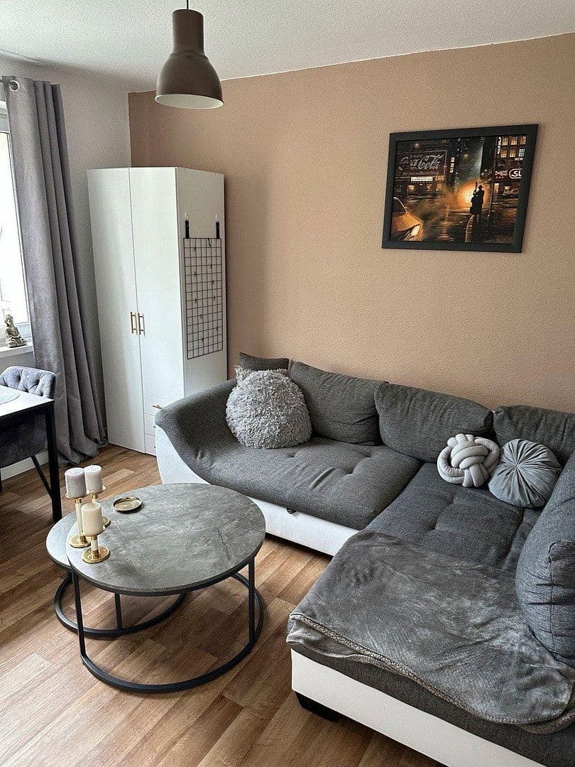 Prenájom bytu 2-izbový 58 m², 10365, Berlín Prenájom bytu 2-izbový 58 m², 10365, Berlín