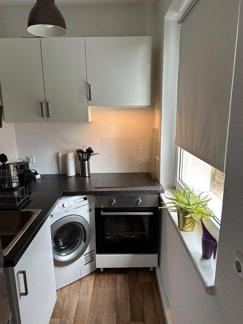 Prenájom bytu 2-izbový 58 m², 10365, Berlín Prenájom bytu 2-izbový 58 m², 10365, Berlín