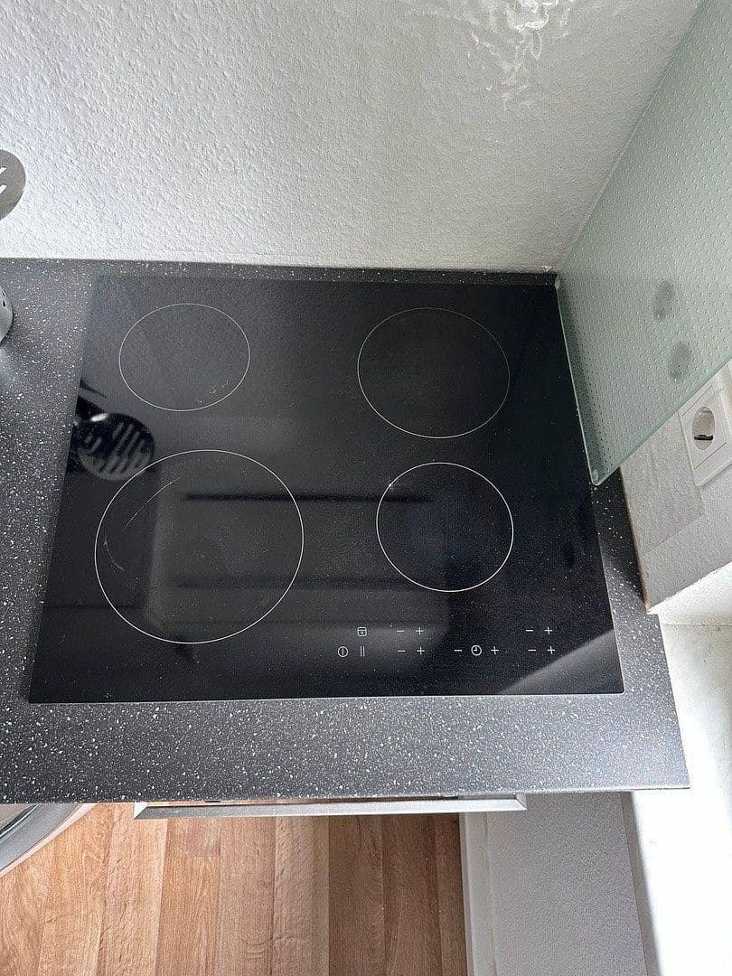 Prenájom bytu 2-izbový 58 m², 10365, Berlín Prenájom bytu 2-izbový 58 m², 10365, Berlín