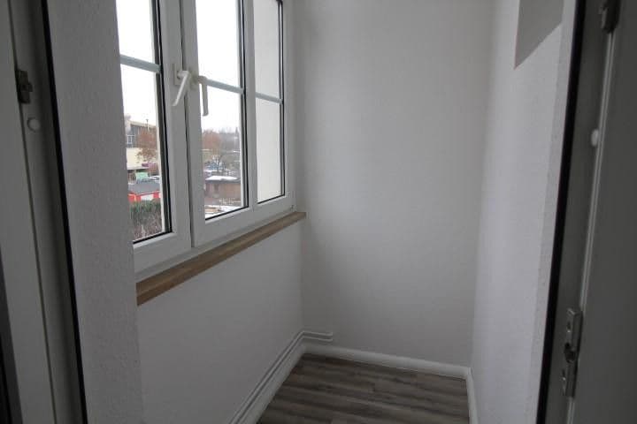 Prenájom bytu 4-izbový 123 m², Flurstraße 2b, Zwickau, Sasko Prenájom bytu 4-izbový 123 m², Flurstraße 2b, Zwickau, Sasko