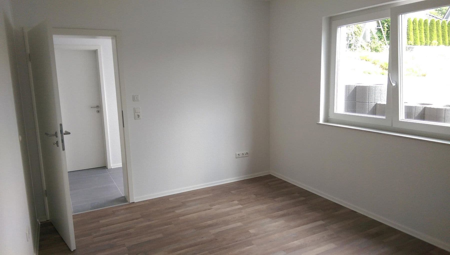 Prenájom bytu 3-izbový 91 m², Königsberger Str. 29, Wipperfürth, Severné Porýnie - Westfálsko Prenájom bytu 3-izbový 91 m², Königsberger Str. 29, Wipperfürth, Severné Porýnie - Westfálsko
