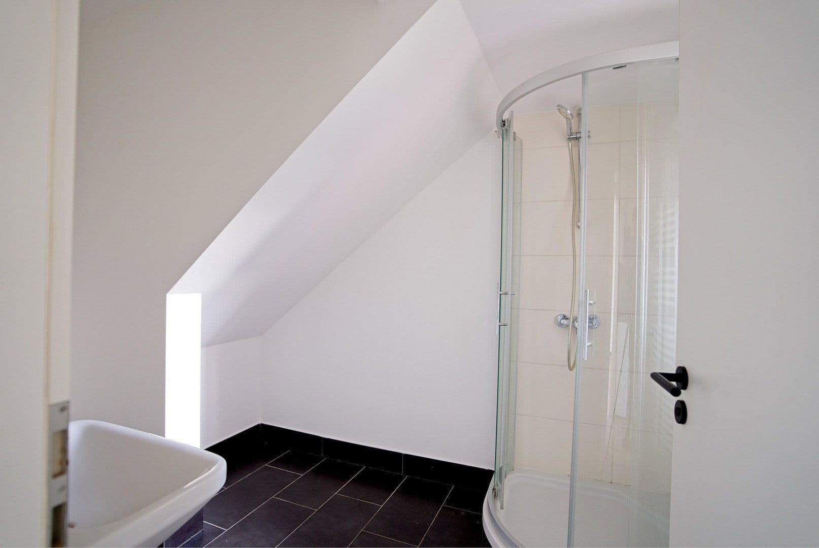 Prenájom bytu 4-izbový 120 m², Herrenruhmweg 9, Trittau, Šlezvicko-Holštajnsko Prenájom bytu 4-izbový 120 m², Herrenruhmweg 9, Trittau, Šlezvicko-Holštajnsko