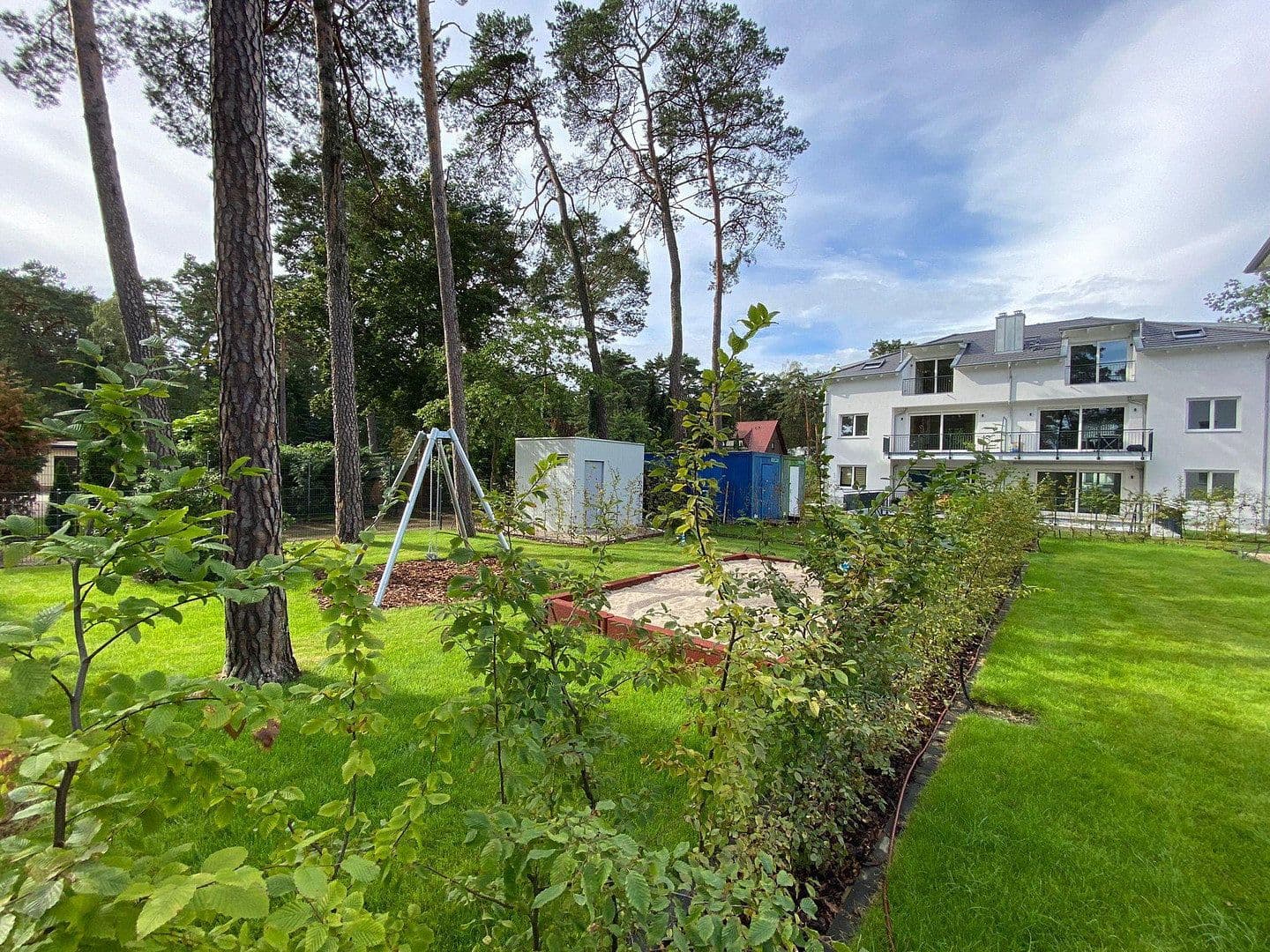 Prenájom bytu 3-izbový 92 m², Friedrich-Engels-Damm 83a, Bad Saarow, Brandenbursko Prenájom bytu 3-izbový 92 m², Friedrich-Engels-Damm 83a, Bad Saarow, Brandenbursko