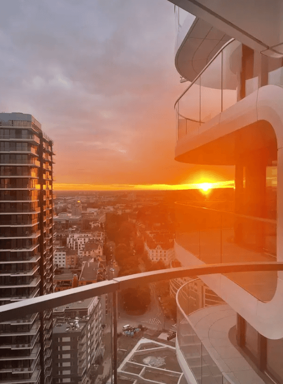 Prenájom bytu 4-izbový 112 m², Frankfurt, Hesensko Prenájom bytu 4-izbový 112 m², Frankfurt, Hesensko