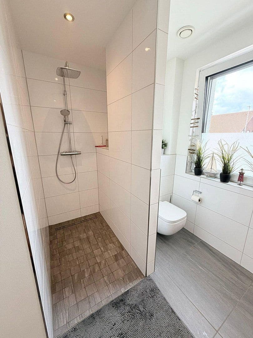 Prenájom bytu 3-izbový 72 m², Von-Coels-Str. 358, Aachen, Severné Porýnie - Westfálsko Prenájom bytu 3-izbový 72 m², Von-Coels-Str. 358, Aachen, Severné Porýnie - Westfálsko