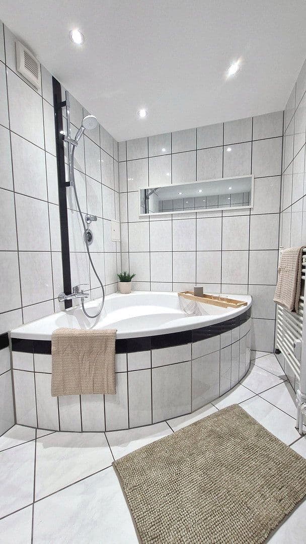 Predaj bytu 3-izbový 89 m², Kaarst, Severné Porýnie - Westfálsko Predaj bytu 3-izbový 89 m², Kaarst, Severné Porýnie - Westfálsko