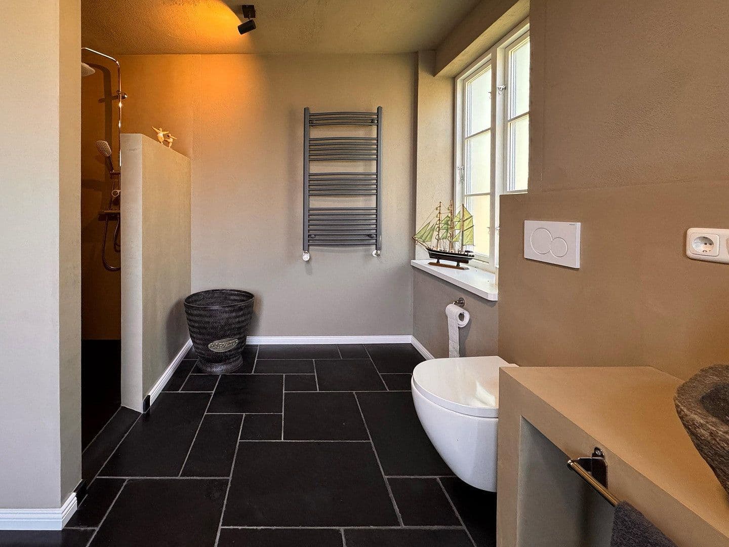 Predaj domu 180 m², pozemok 970 m², Balje, Dolné Sasko Predaj domu 180 m², pozemok 970 m², Balje, Dolné Sasko