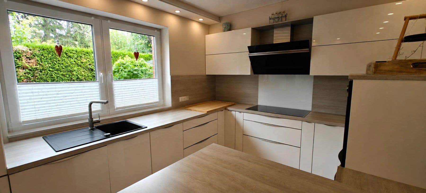Predaj domu 128 m², pozemok 396 m², Buchholz in der Nordheide, Dolné Sasko Predaj domu 128 m², pozemok 396 m², Buchholz in der Nordheide, Dolné Sasko