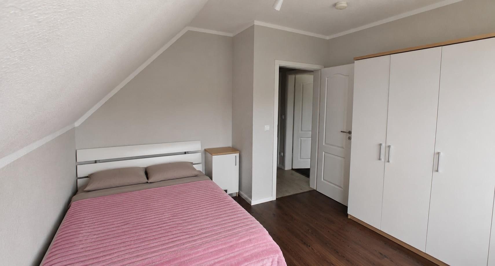 Predaj domu 128 m², pozemok 396 m², Buchholz in der Nordheide, Dolné Sasko Predaj domu 128 m², pozemok 396 m², Buchholz in der Nordheide, Dolné Sasko