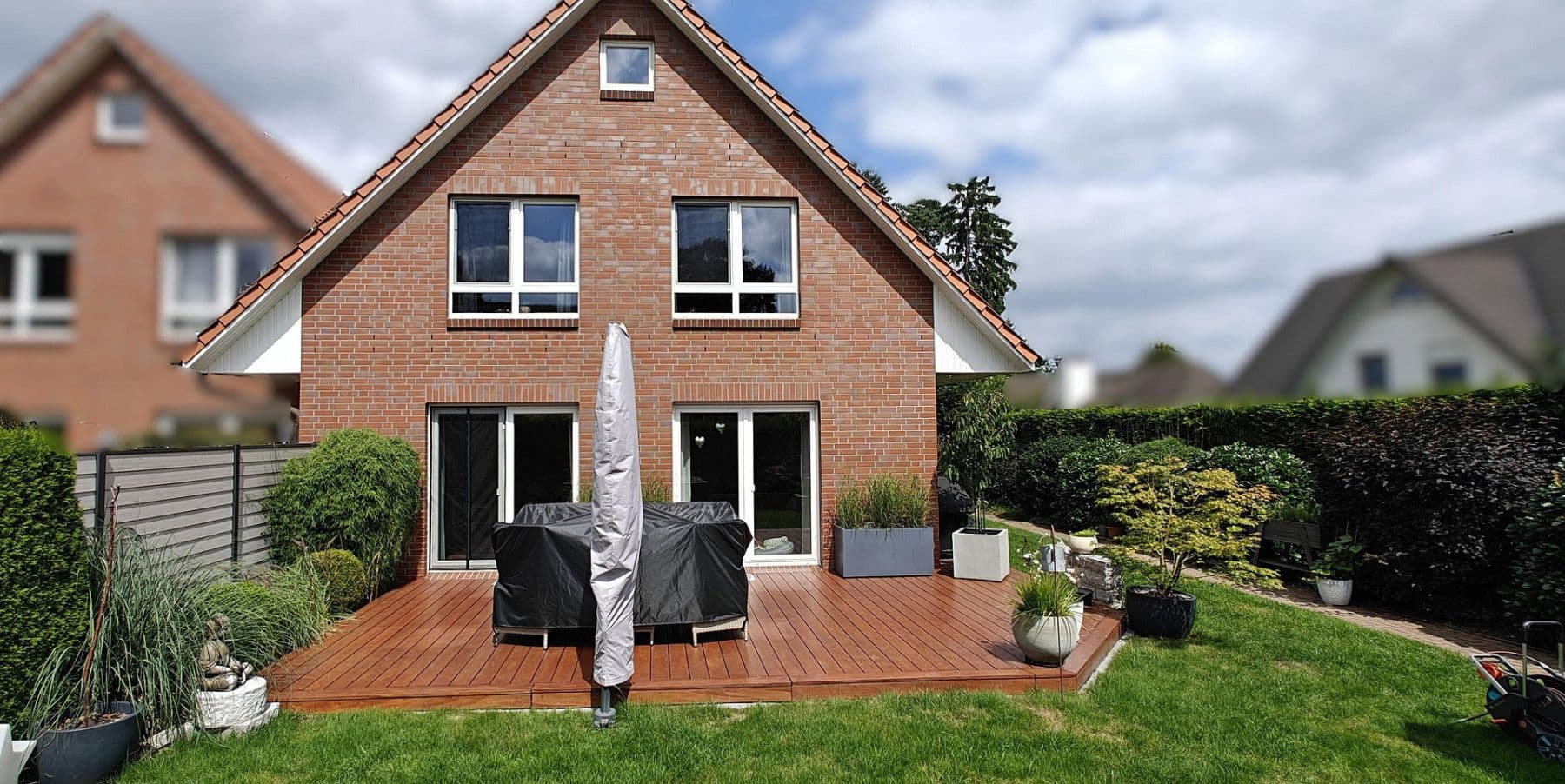 Predaj domu 128 m², pozemok 396 m², Buchholz in der Nordheide, Dolné Sasko Predaj domu 128 m², pozemok 396 m², Buchholz in der Nordheide, Dolné Sasko