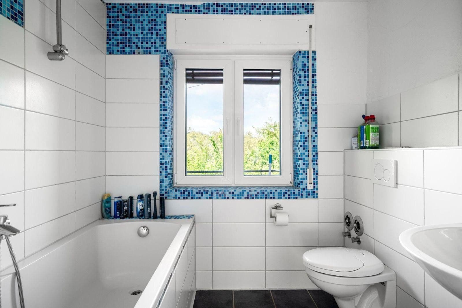 Prenájom bytu 17 m², Haldenweg 16, Lörrach, Bádensko-Wurttembersko Prenájom bytu 17 m², Haldenweg 16, Lörrach, Bádensko-Wurttembersko