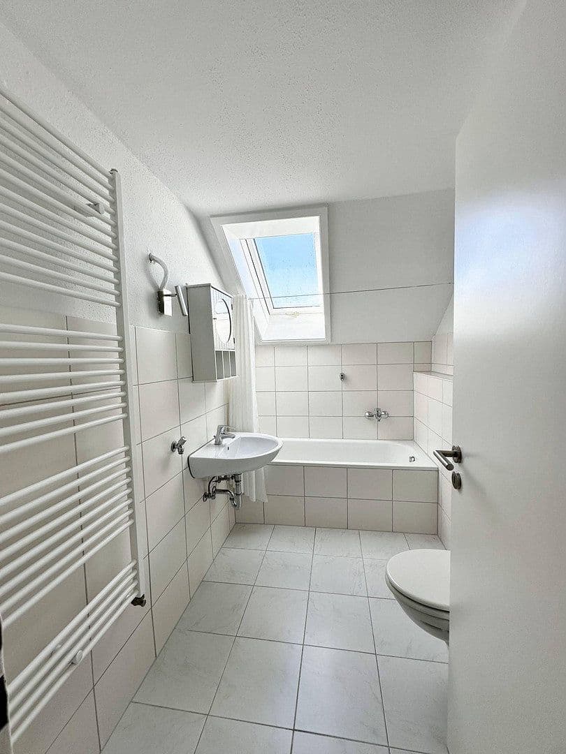 Prenájom bytu 17 m², Haldenweg 16, Lörrach, Bádensko-Wurttembersko Prenájom bytu 17 m², Haldenweg 16, Lörrach, Bádensko-Wurttembersko