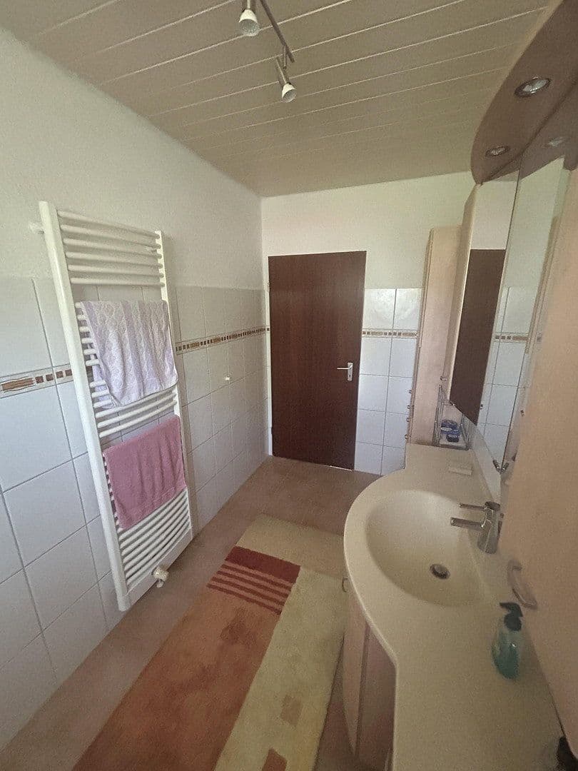 Predaj domu 145 m², pozemok 704 m², Schlat, Bádensko-Wurttembersko Predaj domu 145 m², pozemok 704 m², Schlat, Bádensko-Wurttembersko