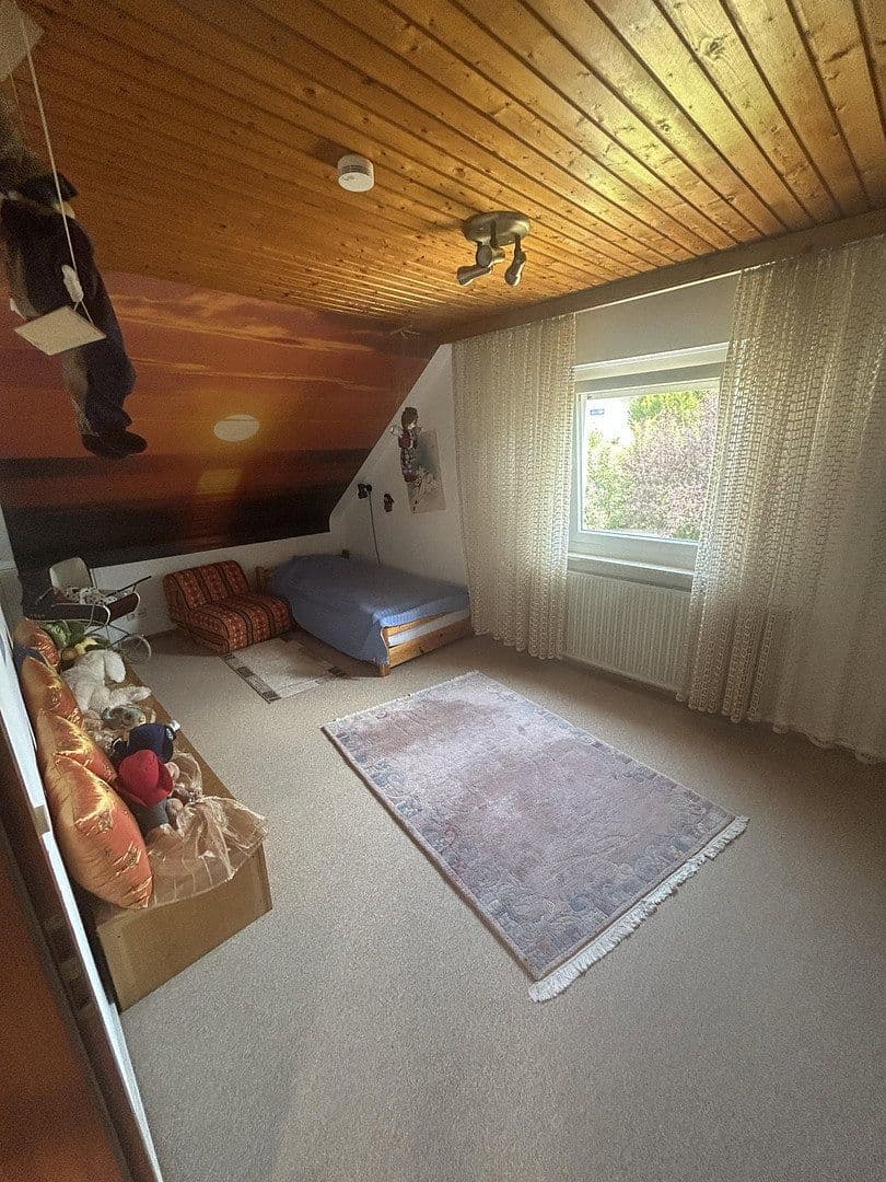Predaj domu 145 m², pozemok 704 m², Schlat, Bádensko-Wurttembersko Predaj domu 145 m², pozemok 704 m², Schlat, Bádensko-Wurttembersko