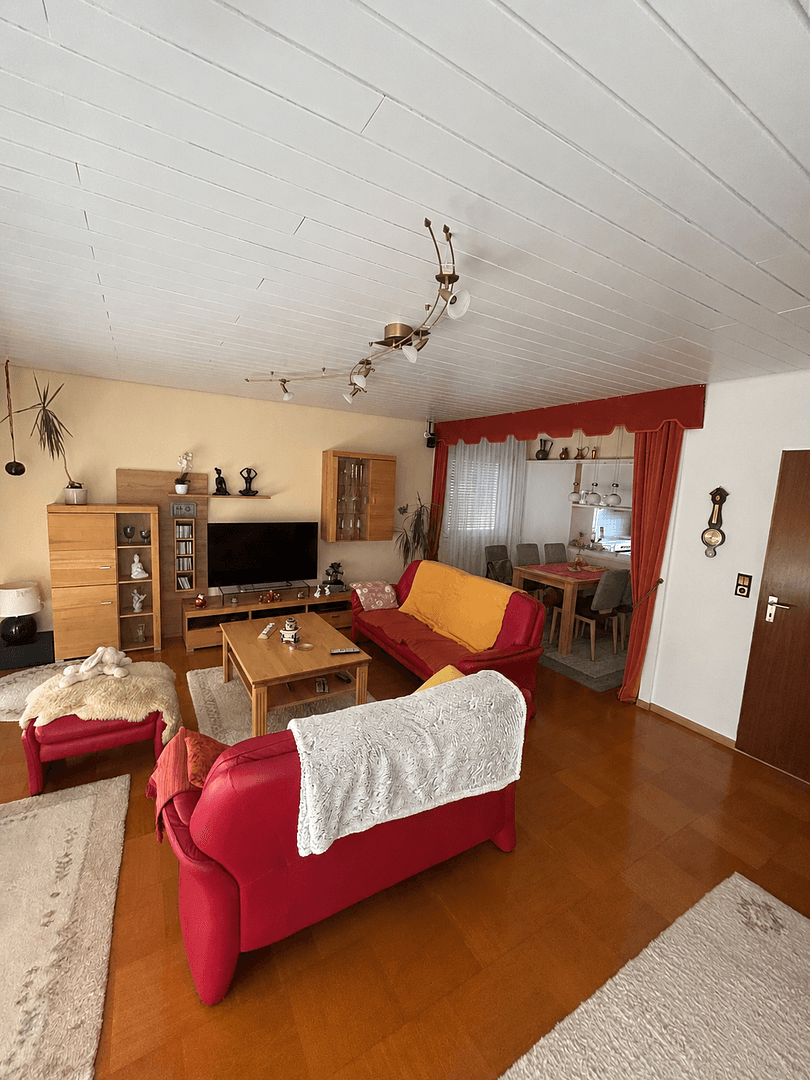 Predaj domu 145 m², pozemok 704 m², Schlat, Bádensko-Wurttembersko Predaj domu 145 m², pozemok 704 m², Schlat, Bádensko-Wurttembersko