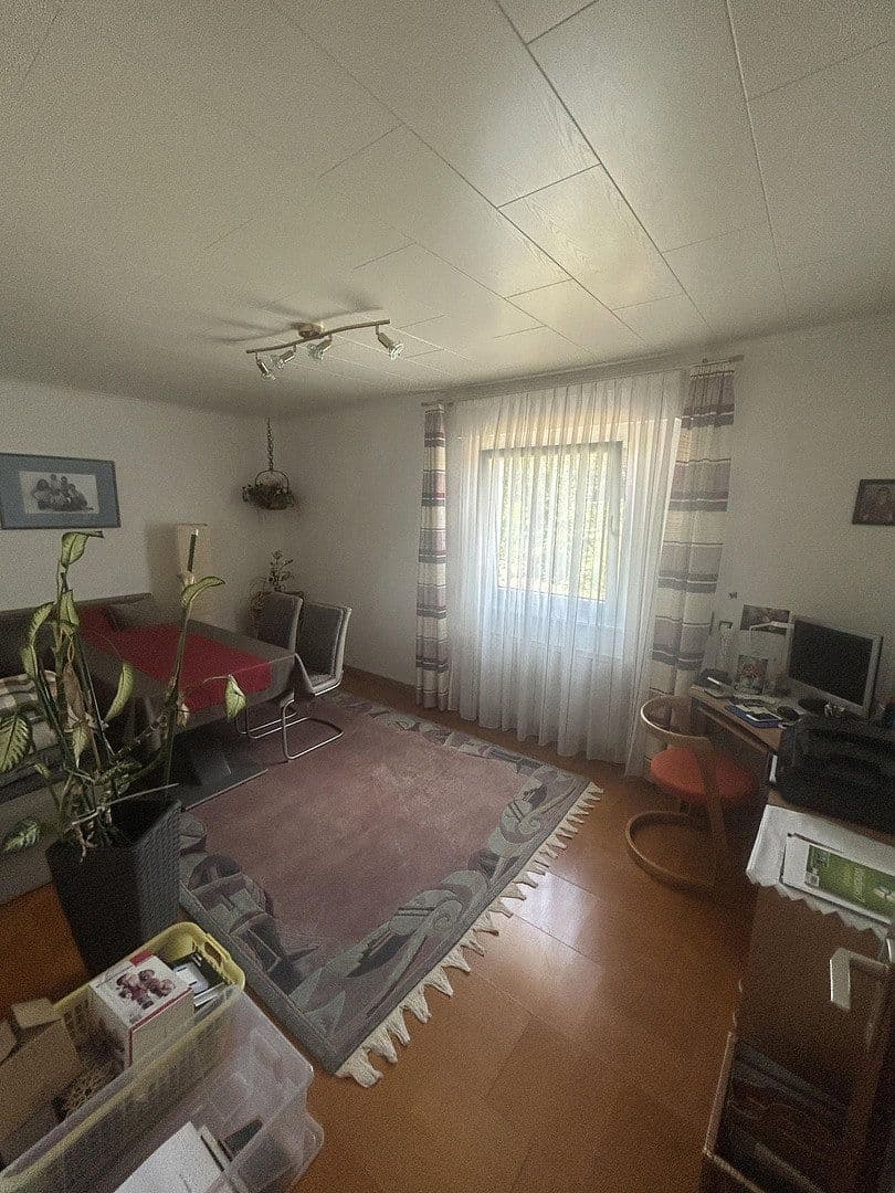 Predaj domu 145 m², pozemok 704 m², Schlat, Bádensko-Wurttembersko Predaj domu 145 m², pozemok 704 m², Schlat, Bádensko-Wurttembersko